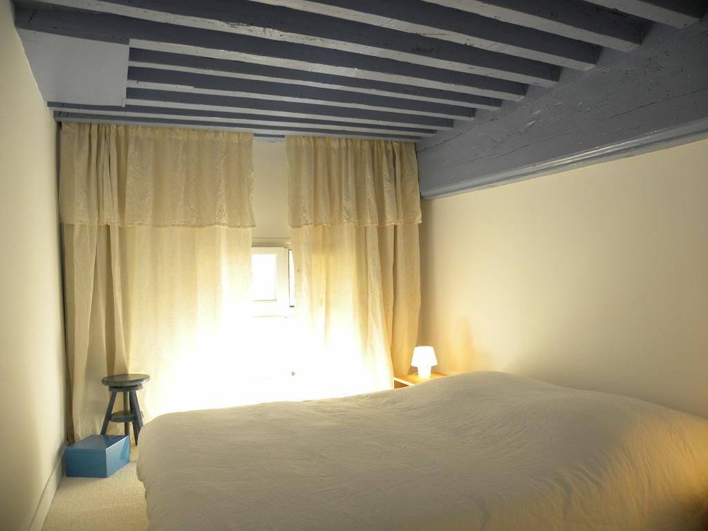 Ferienwohnung La Terrasse Du Marche Aux Fleurs Montpellier Zimmer foto
